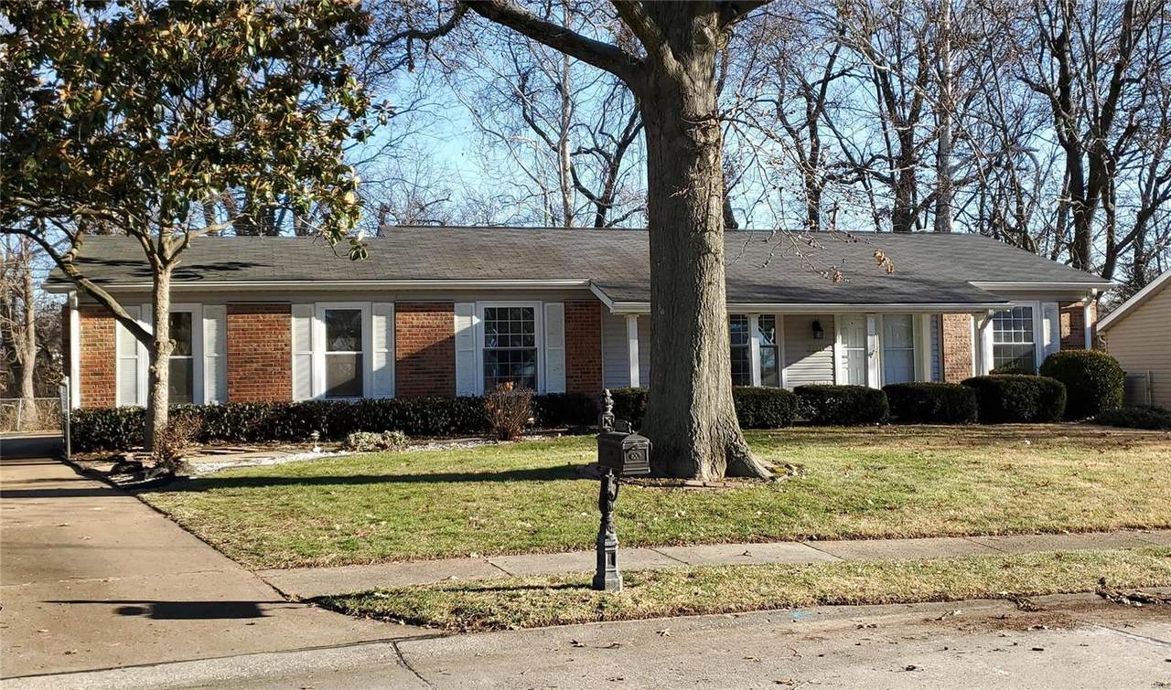 3120 Churchill - Photo 1