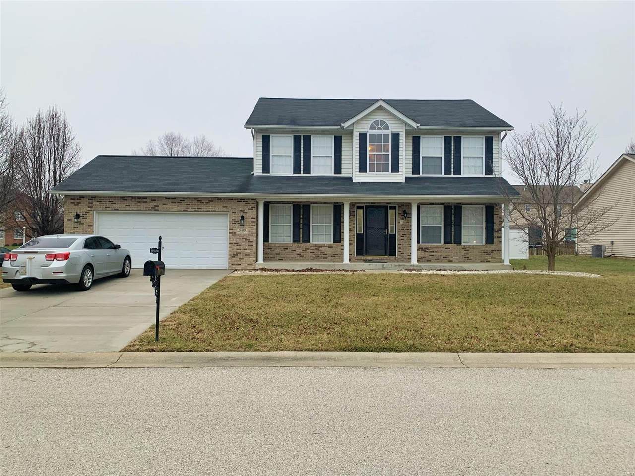 5401 Wake Forest Dr - Photo 1