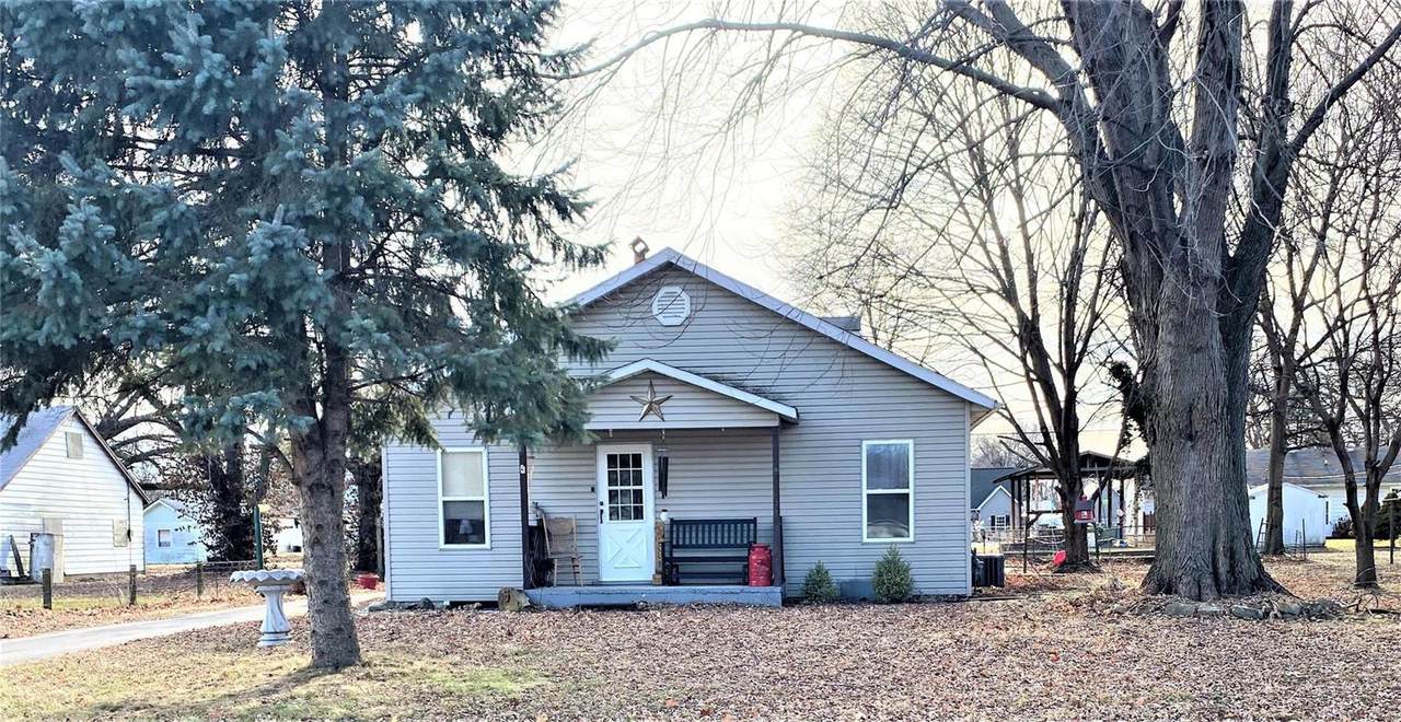 316 Grand Avenue - Photo 1