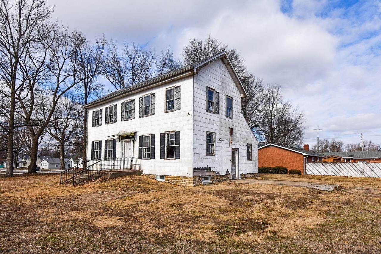 300 Walnut Street - Photo 1