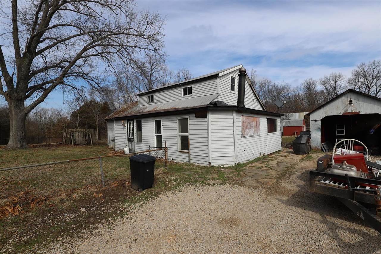 9918 Silver Springs Road - Photo 1