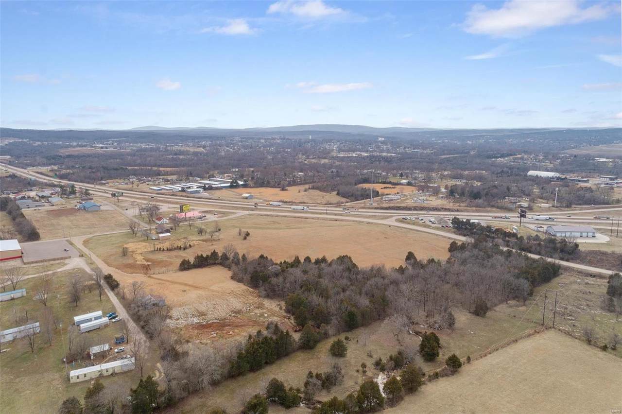 3327 Conway - Photo 1