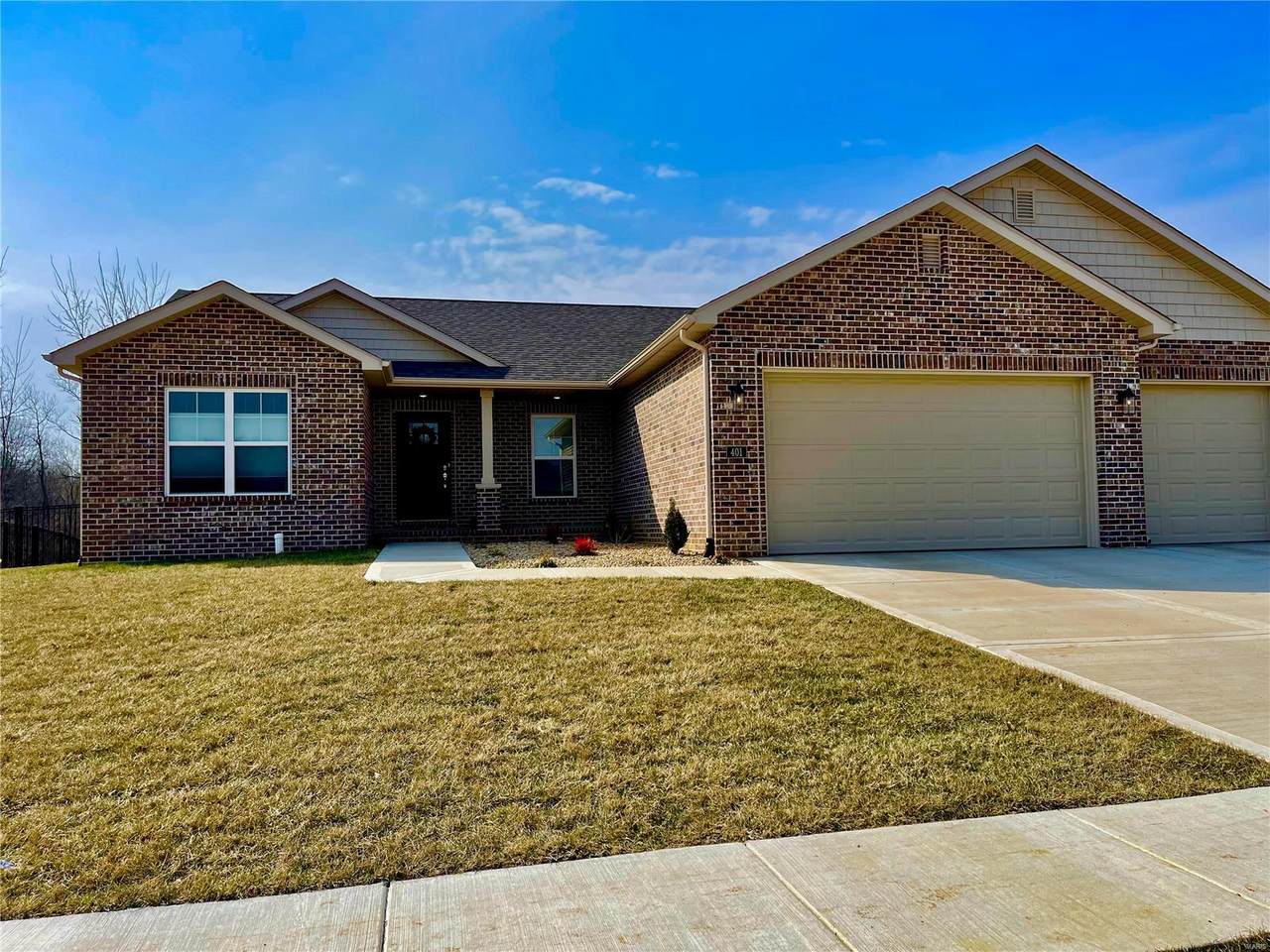 401 Marbleton - Photo 1