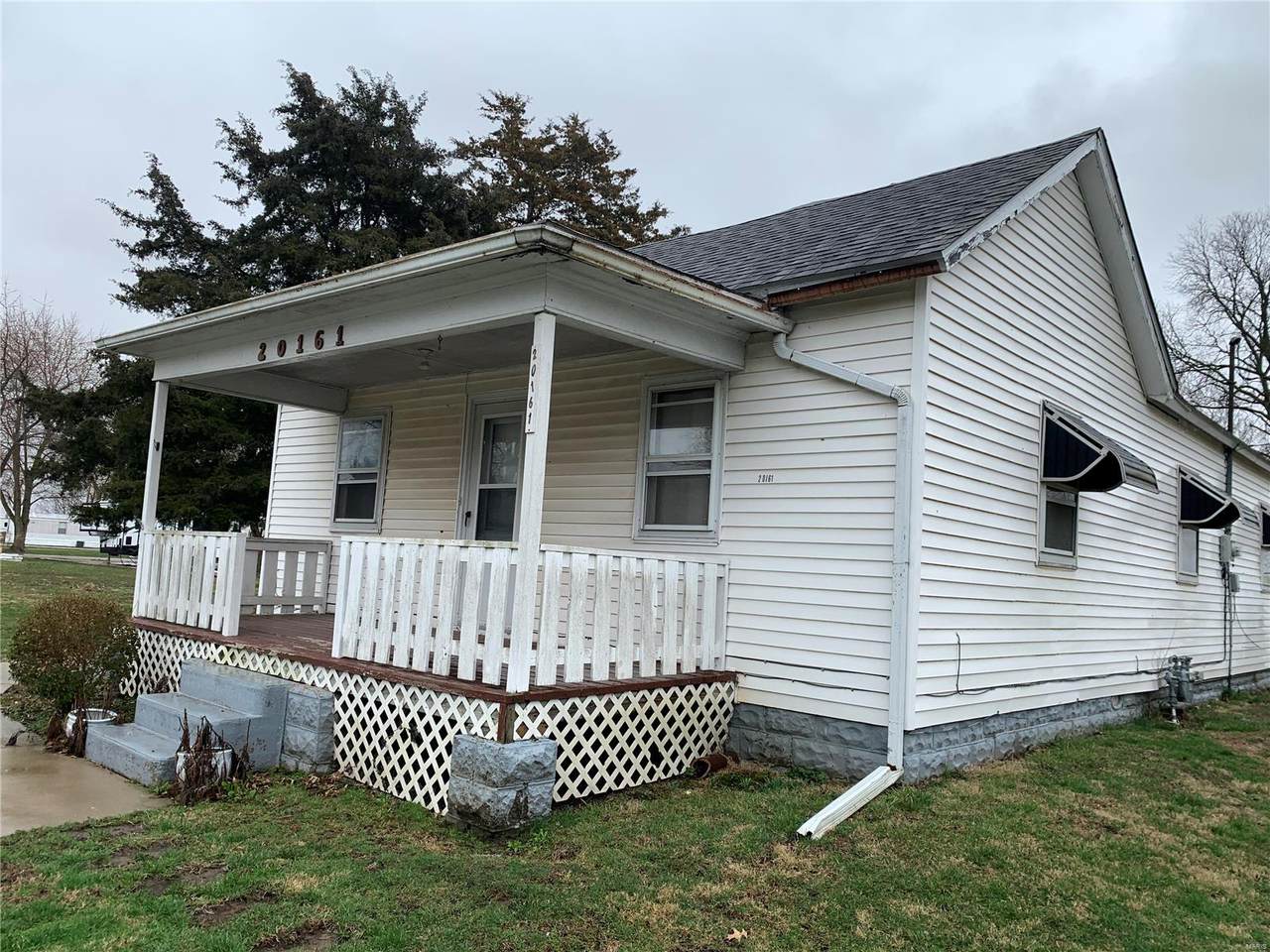 20161 Staunton Road - Photo 1