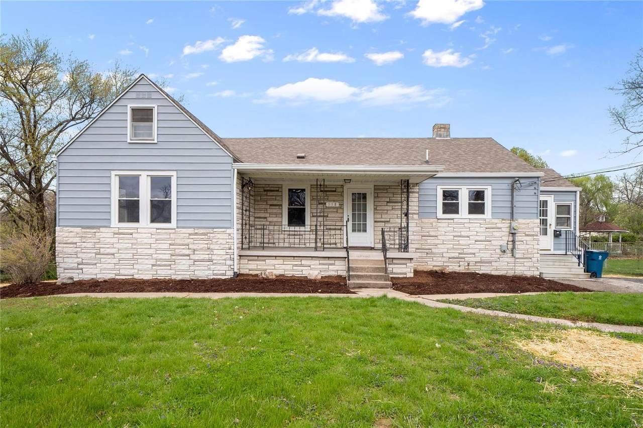 558 Carl Street - Photo 1