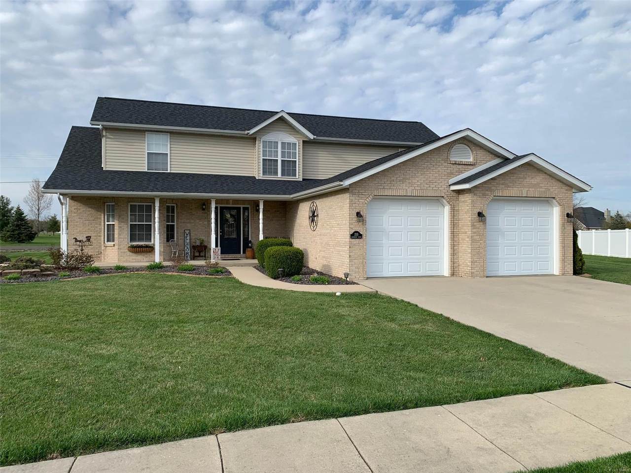 235 Baneberry Drive - Photo 1