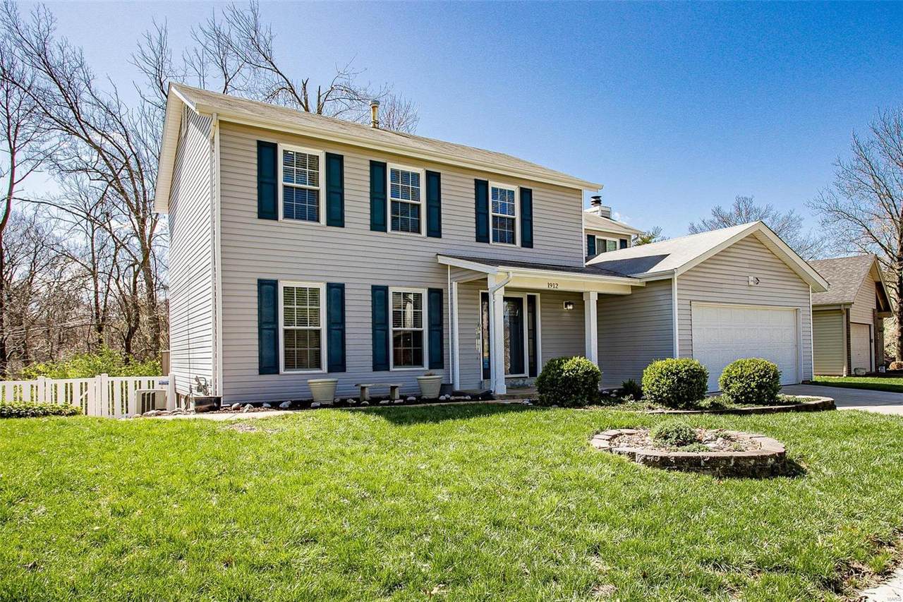 1912 Springtree - Photo 1