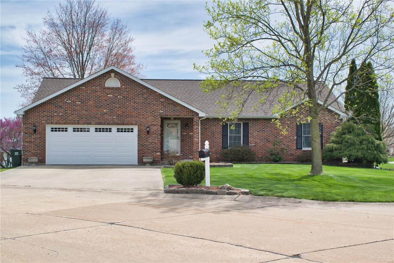 454 Mary Drive - Photo 1