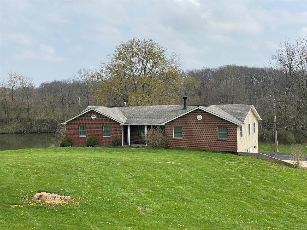 4672 St Rt 157 Hwy - Photo 1