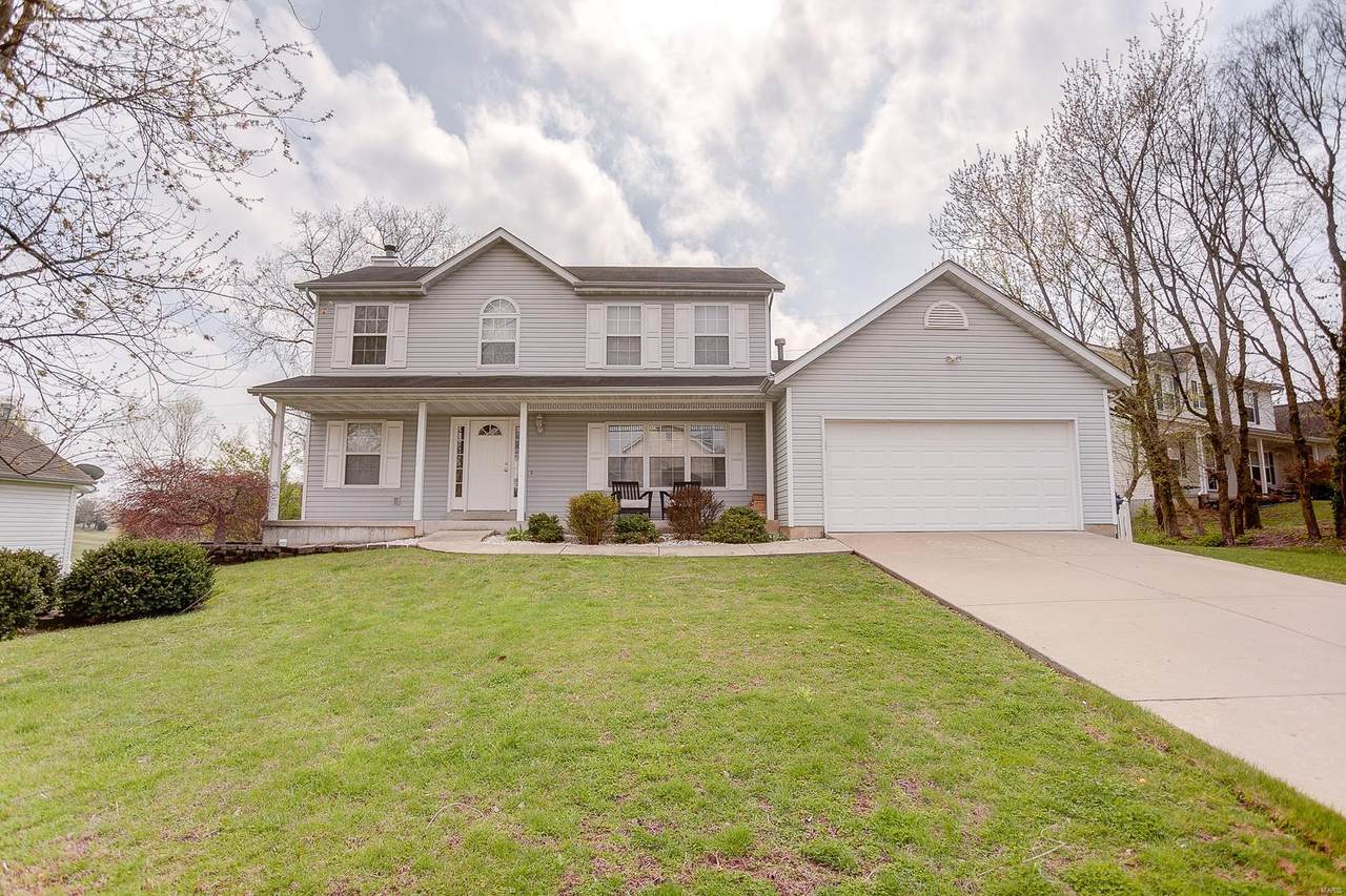 2607 Lakeshore Drive - Photo 1