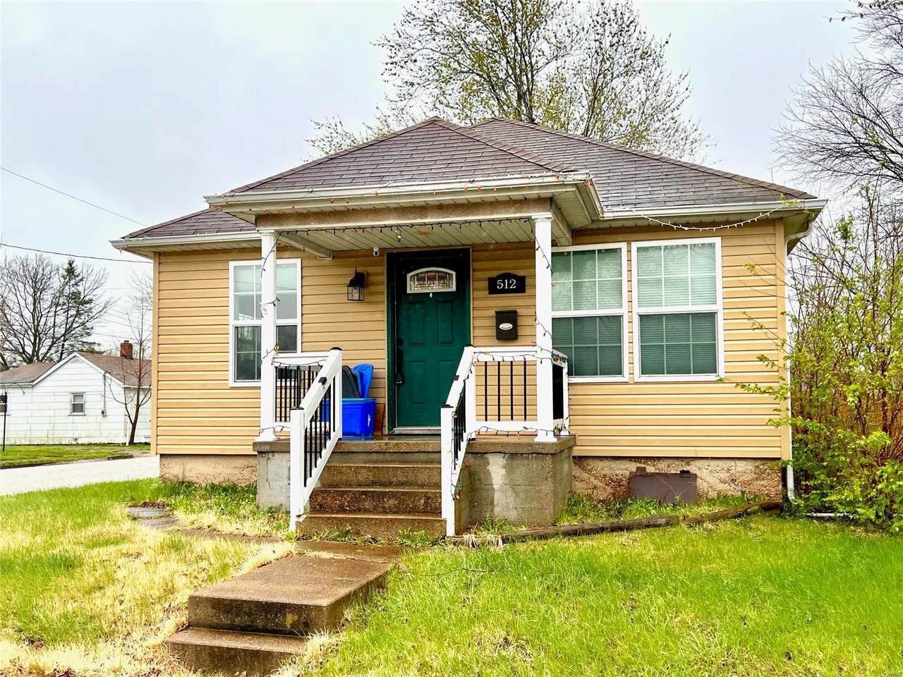 512 Plum Avenue - Photo 1