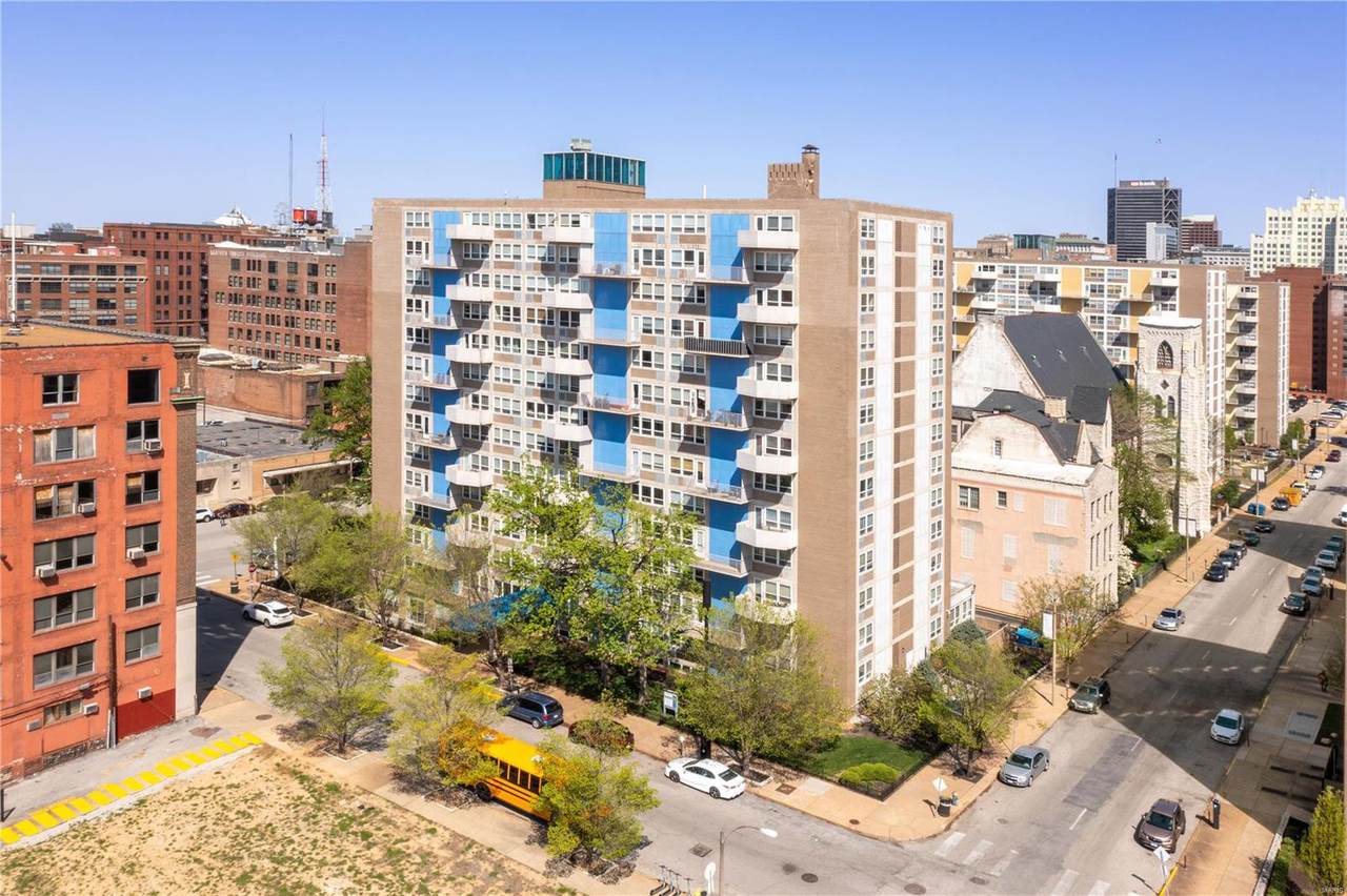210 17th Street - Photo 1