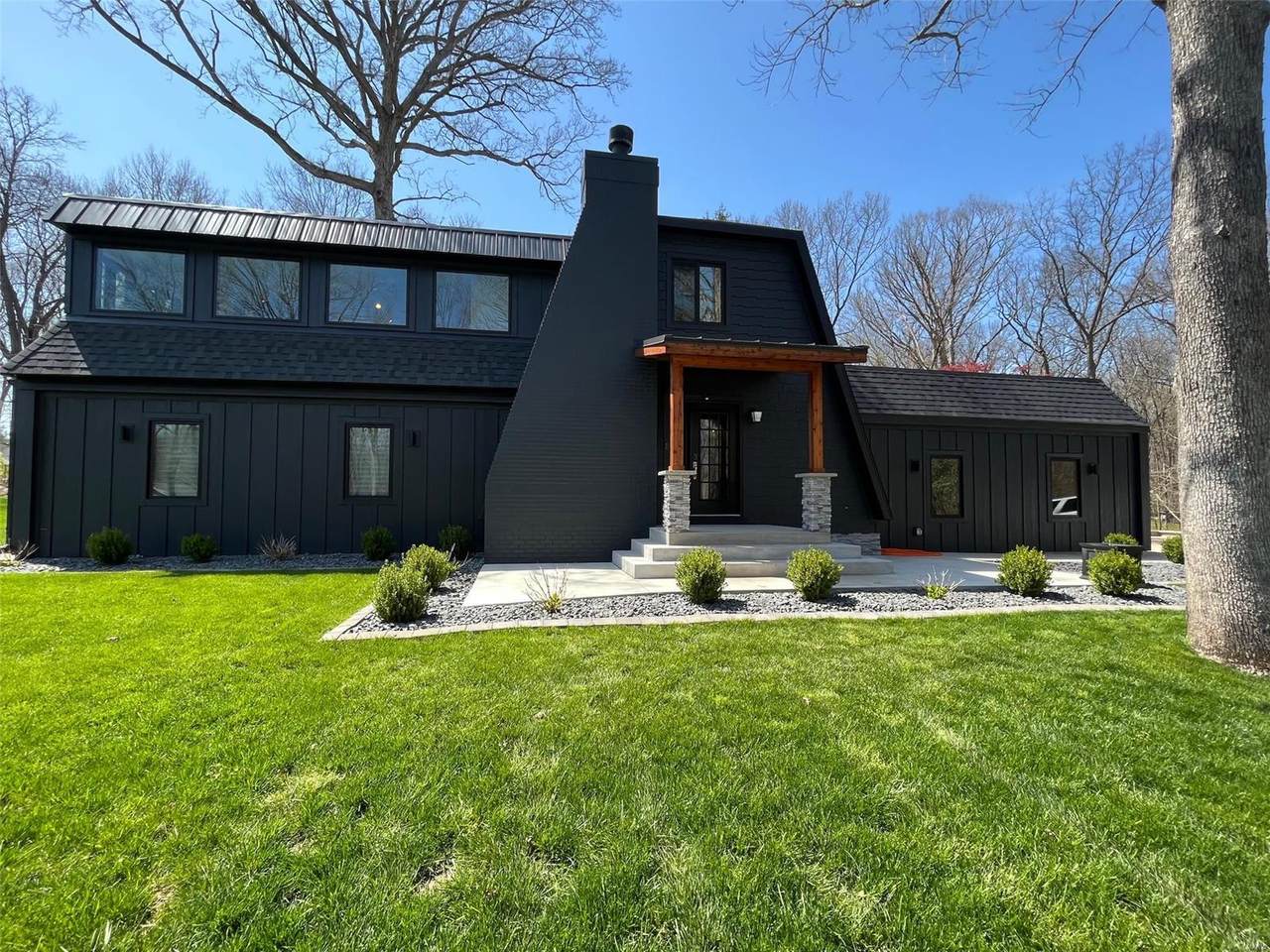 2024 South Lake Drive - Photo 1