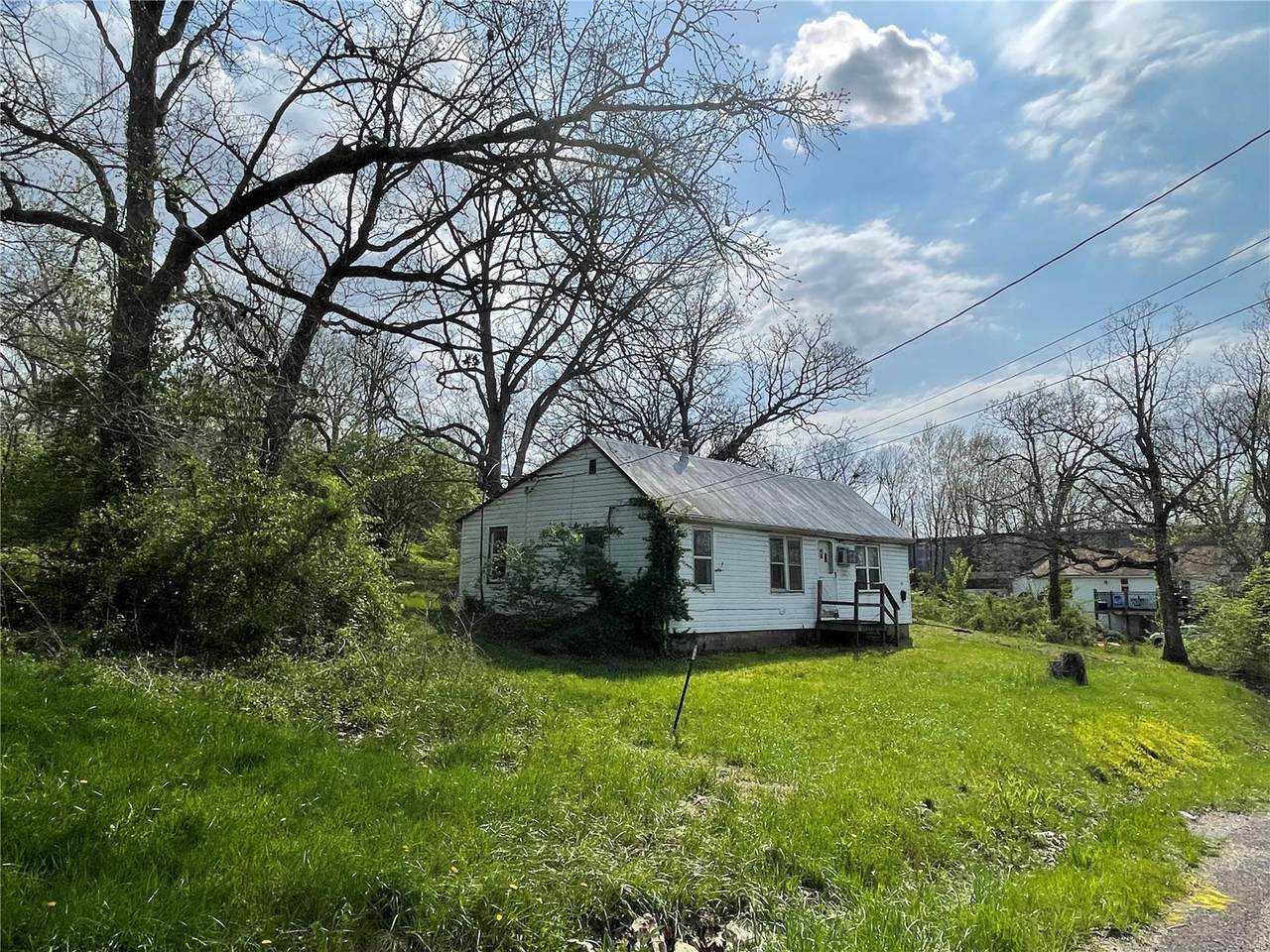 350 Oak Street - Photo 1