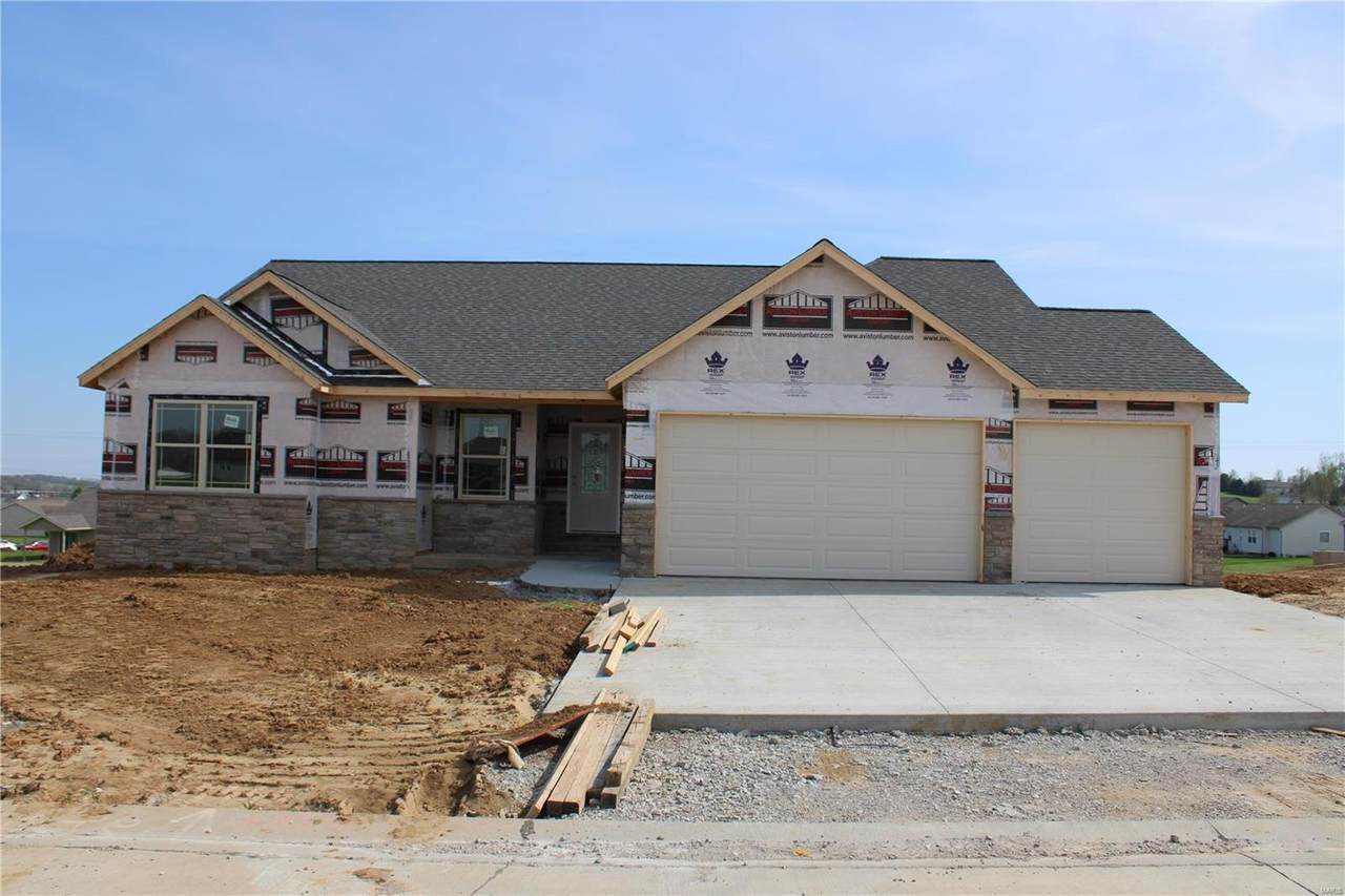 303 Carter Ridge Drive - Photo 1