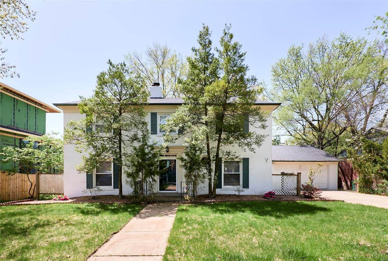 337 Forsyth Boulevard - Photo 1