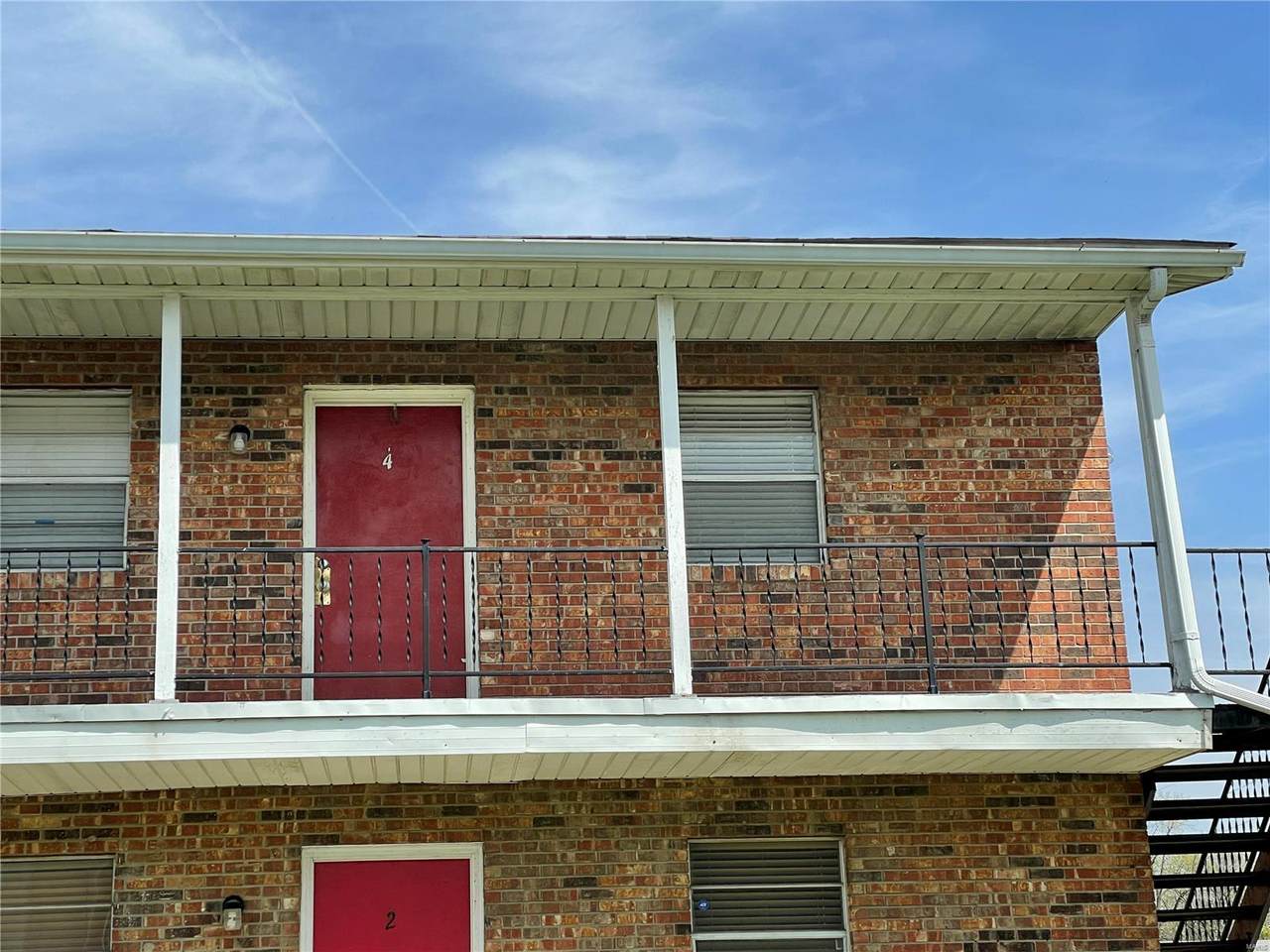 104 Lee Drive - Photo 1