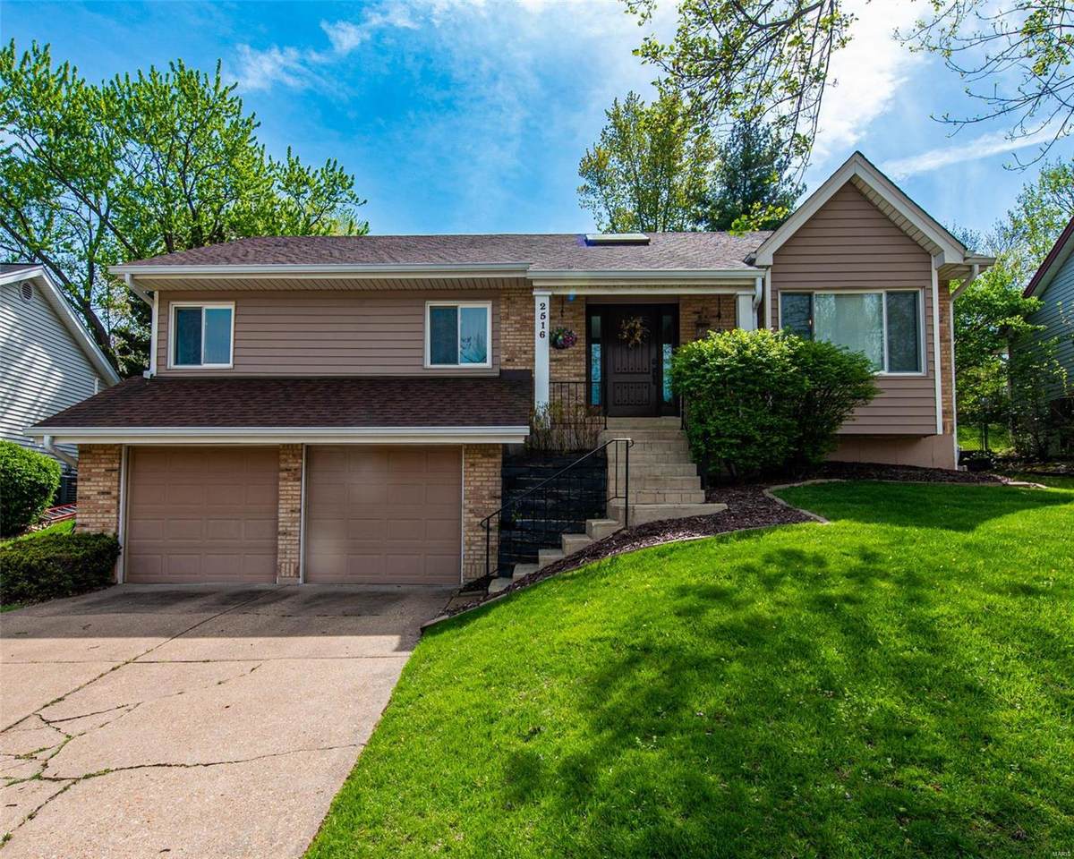 2516 Maple Crossing Drive - Photo 1