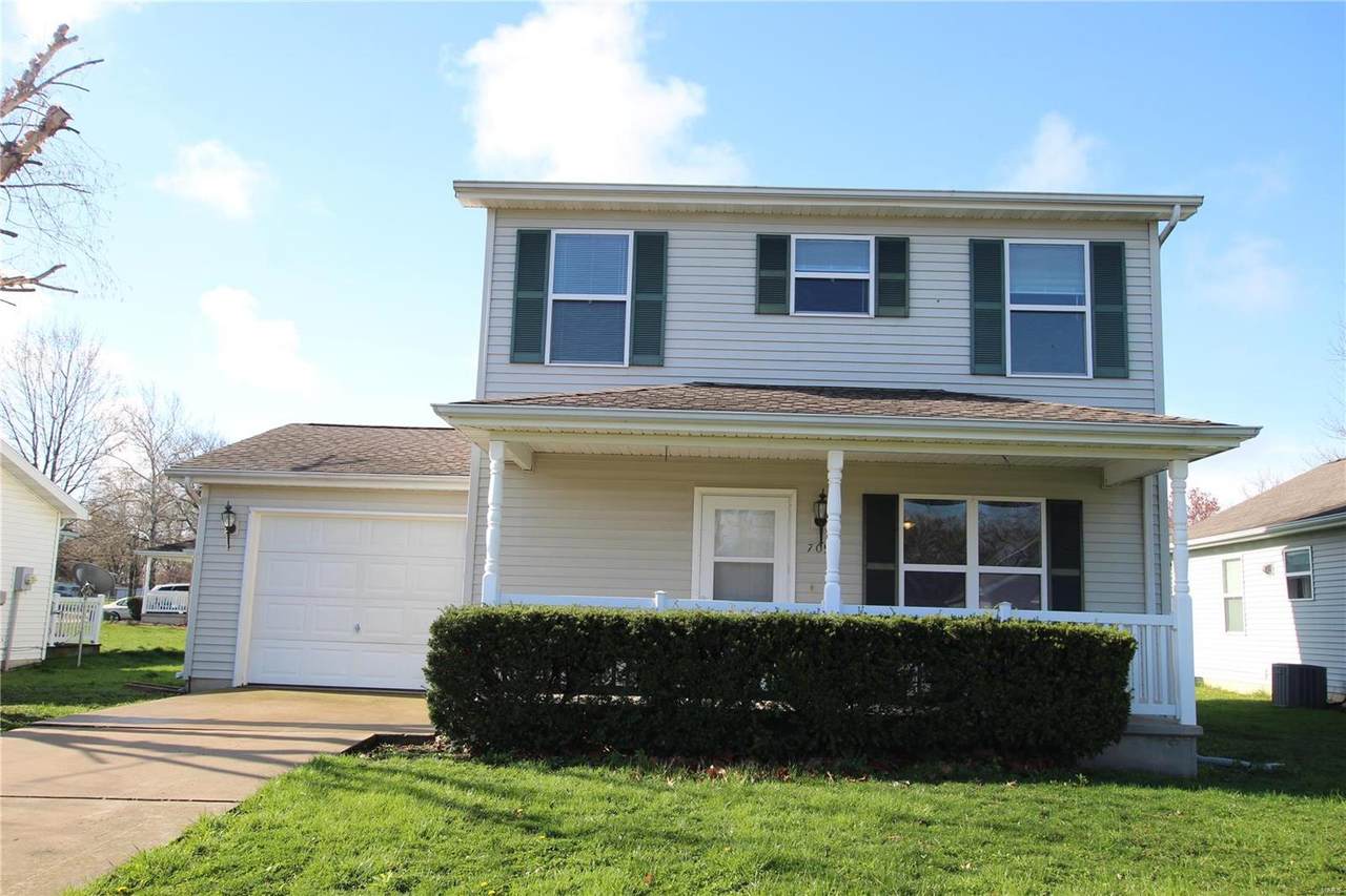 709 Lincoln - Photo 1