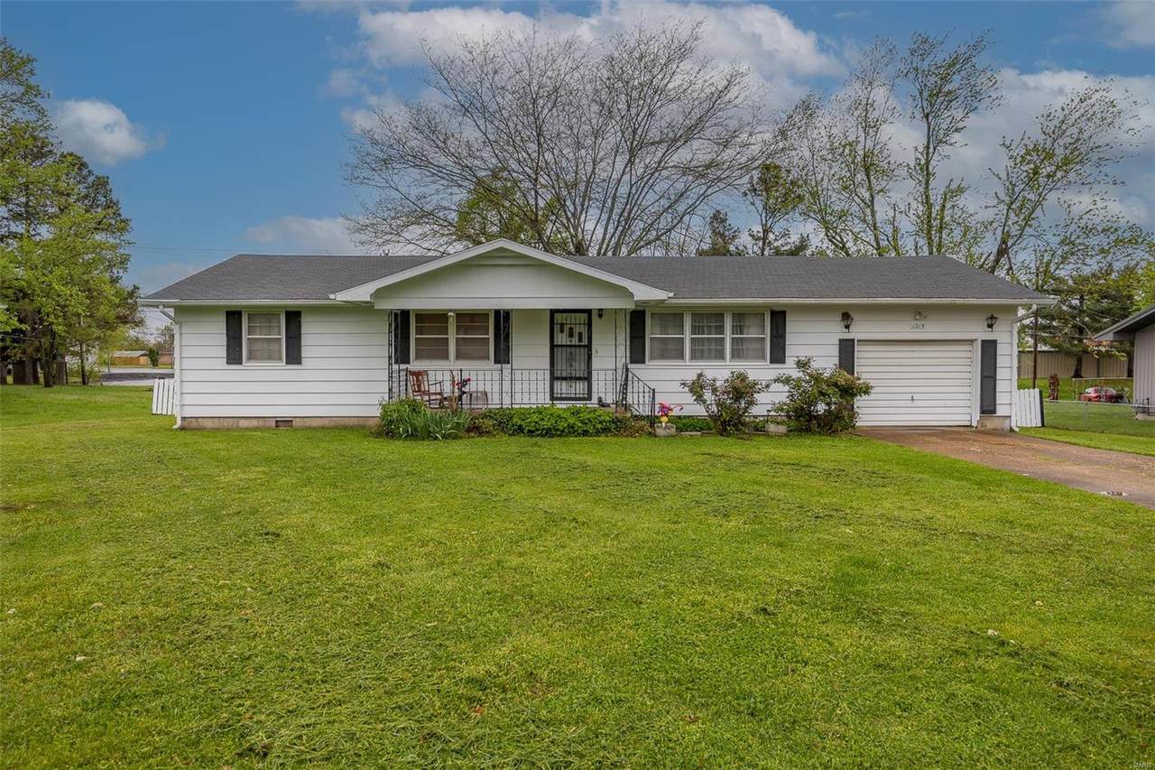 1515 Prosser Drive - Photo 1