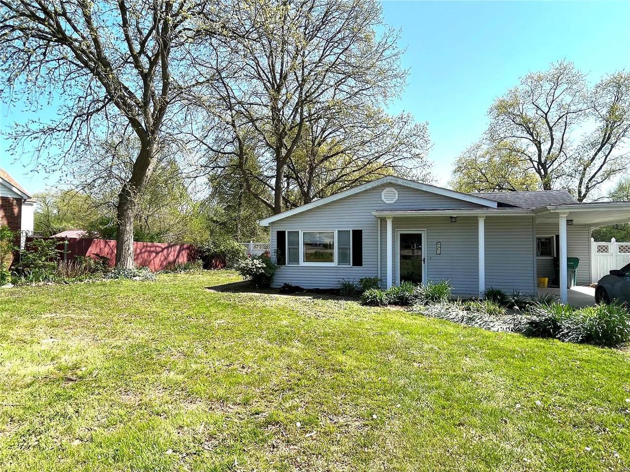 604 Eiler Road - Photo 1