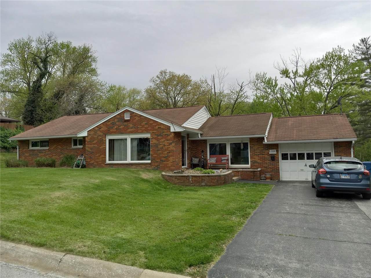 2224 Marquette Drive - Photo 1