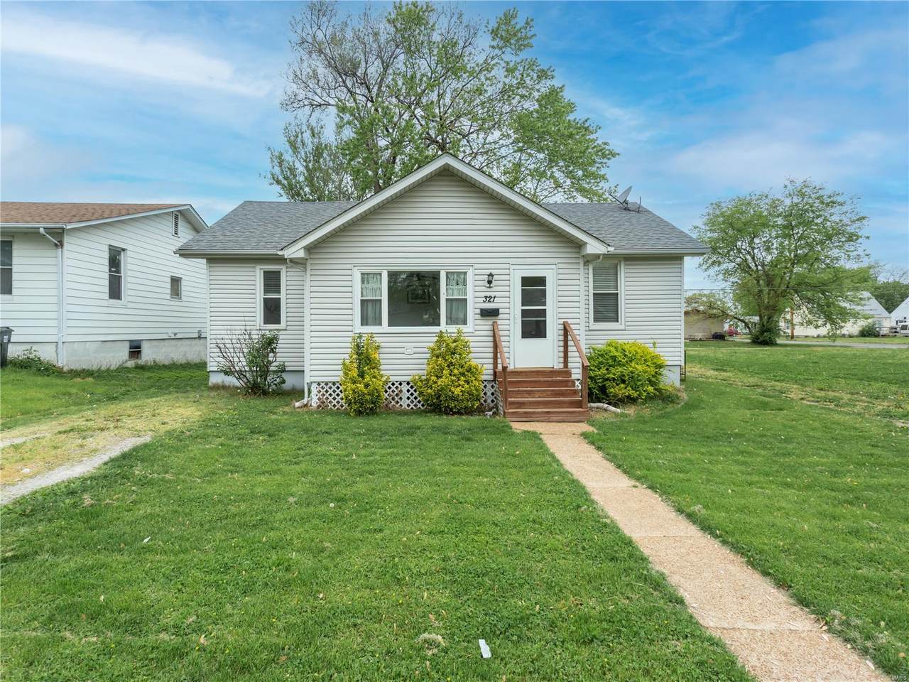 321 3rd Street - Photo 1