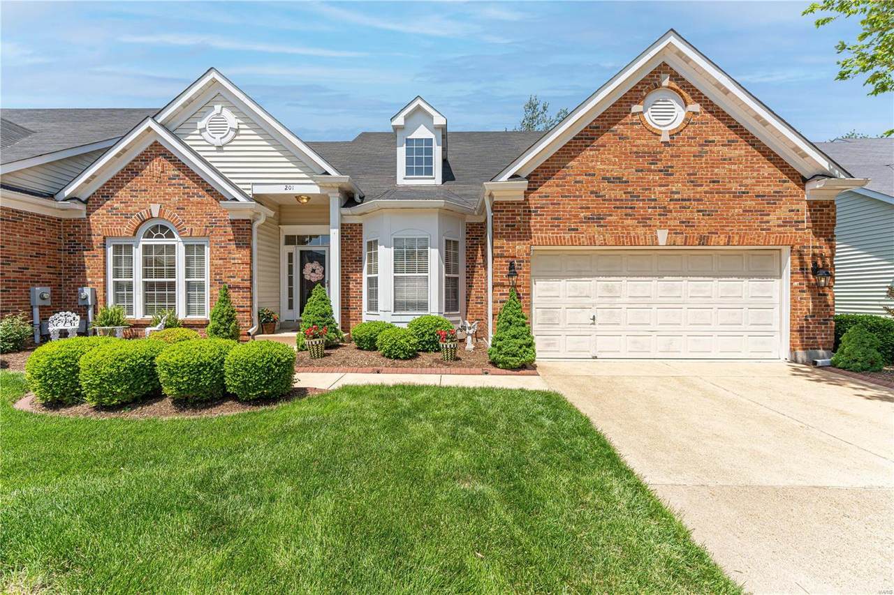 201 Whitebrook Court - Photo 1