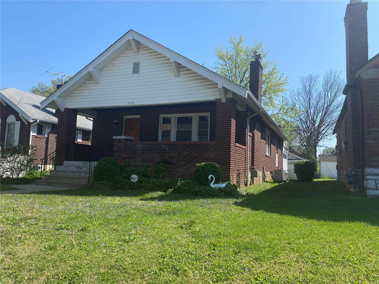 1652 Veronica - Photo 1