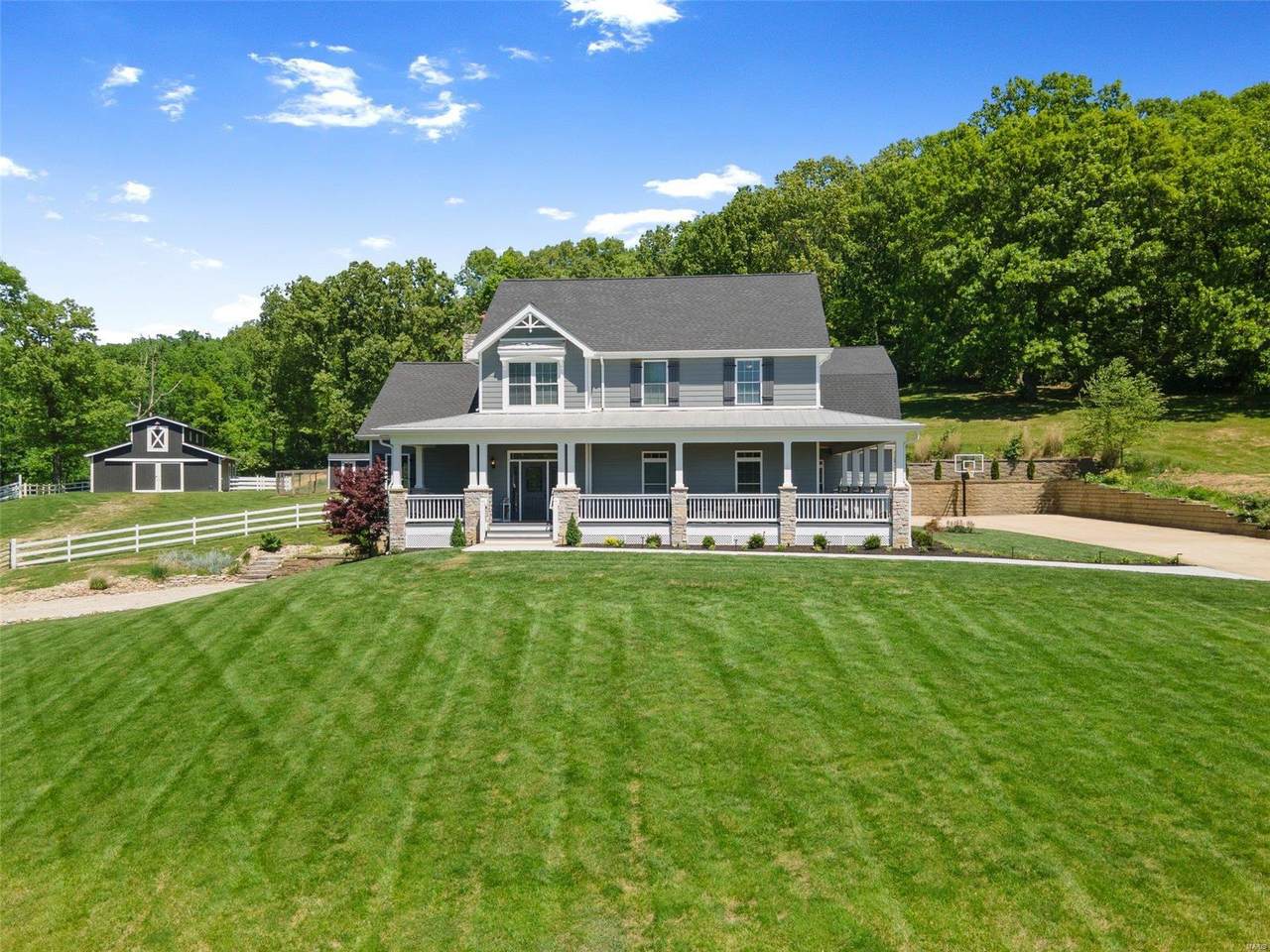 4820 Fox Creek Road - Photo 1