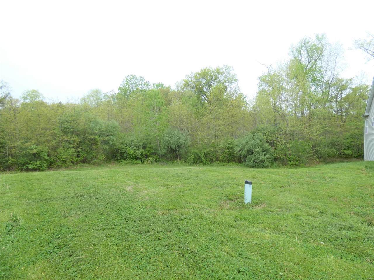 1457 Fairwood - Photo 1