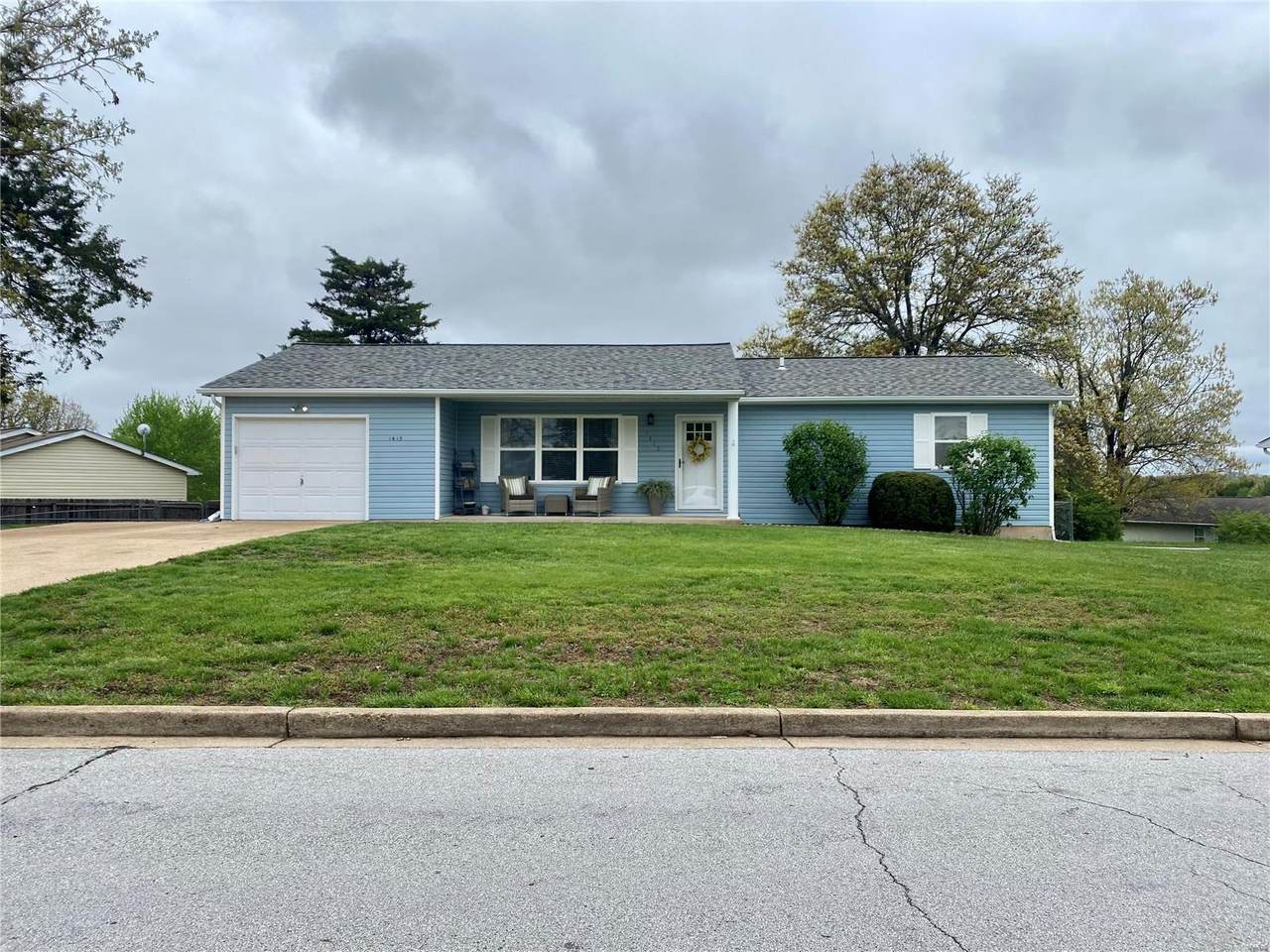 1415 Ramsey Place - Photo 1