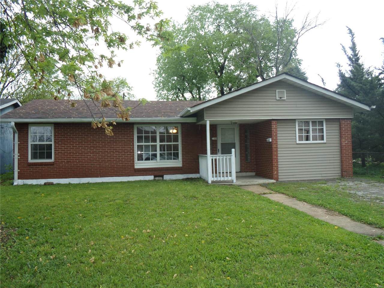 2206 Alexander - Photo 1