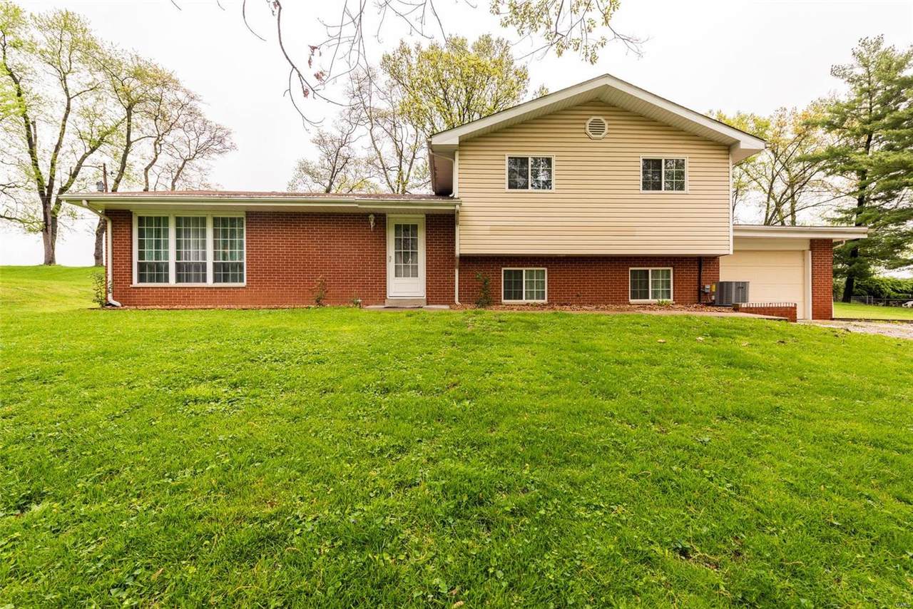 1616 Frederick Drive - Photo 1