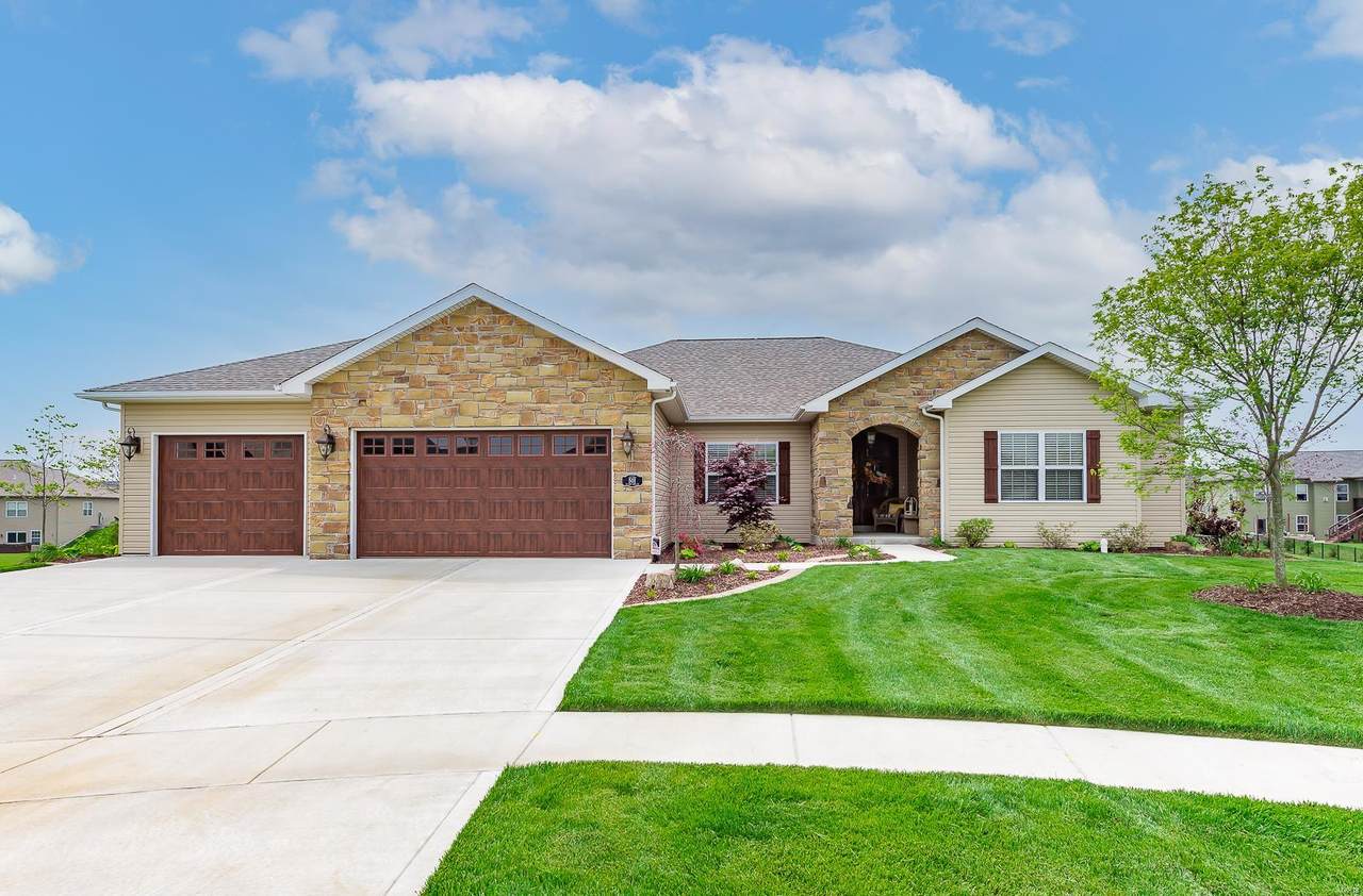 501 Canyon Cove Court - Photo 1