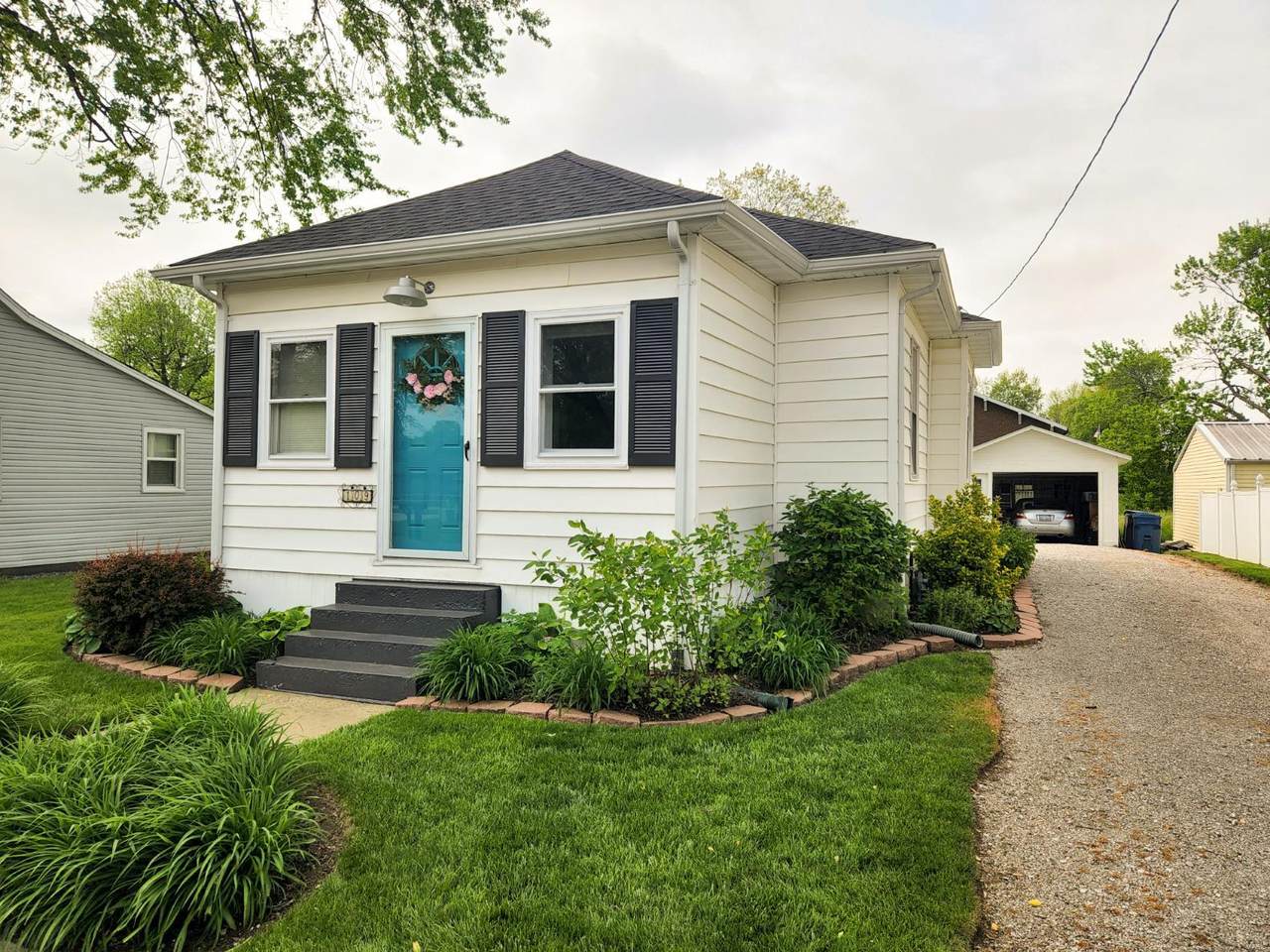 109 3rd Street - Photo 1