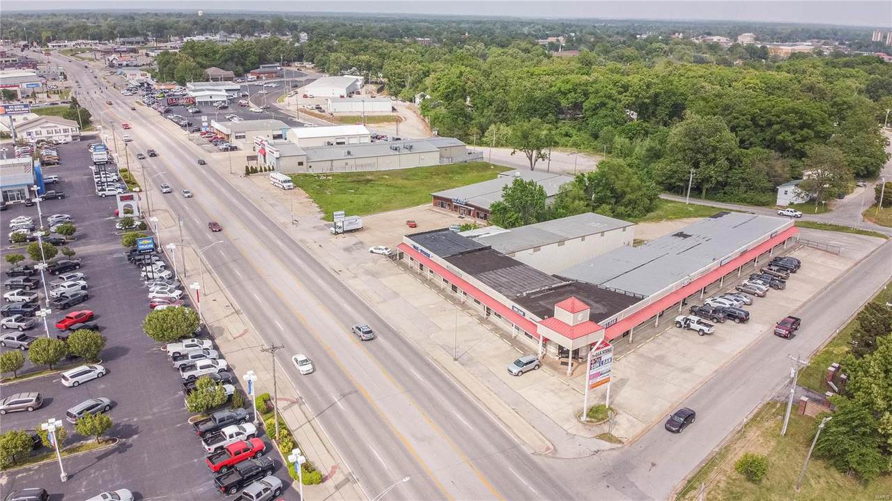 740 Westwood Blvd. - Photo 1