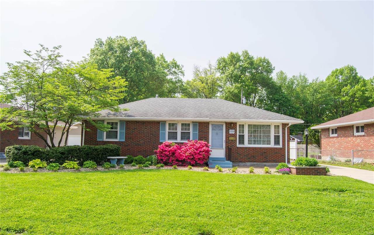 2518 Lynch Avenue - Photo 1