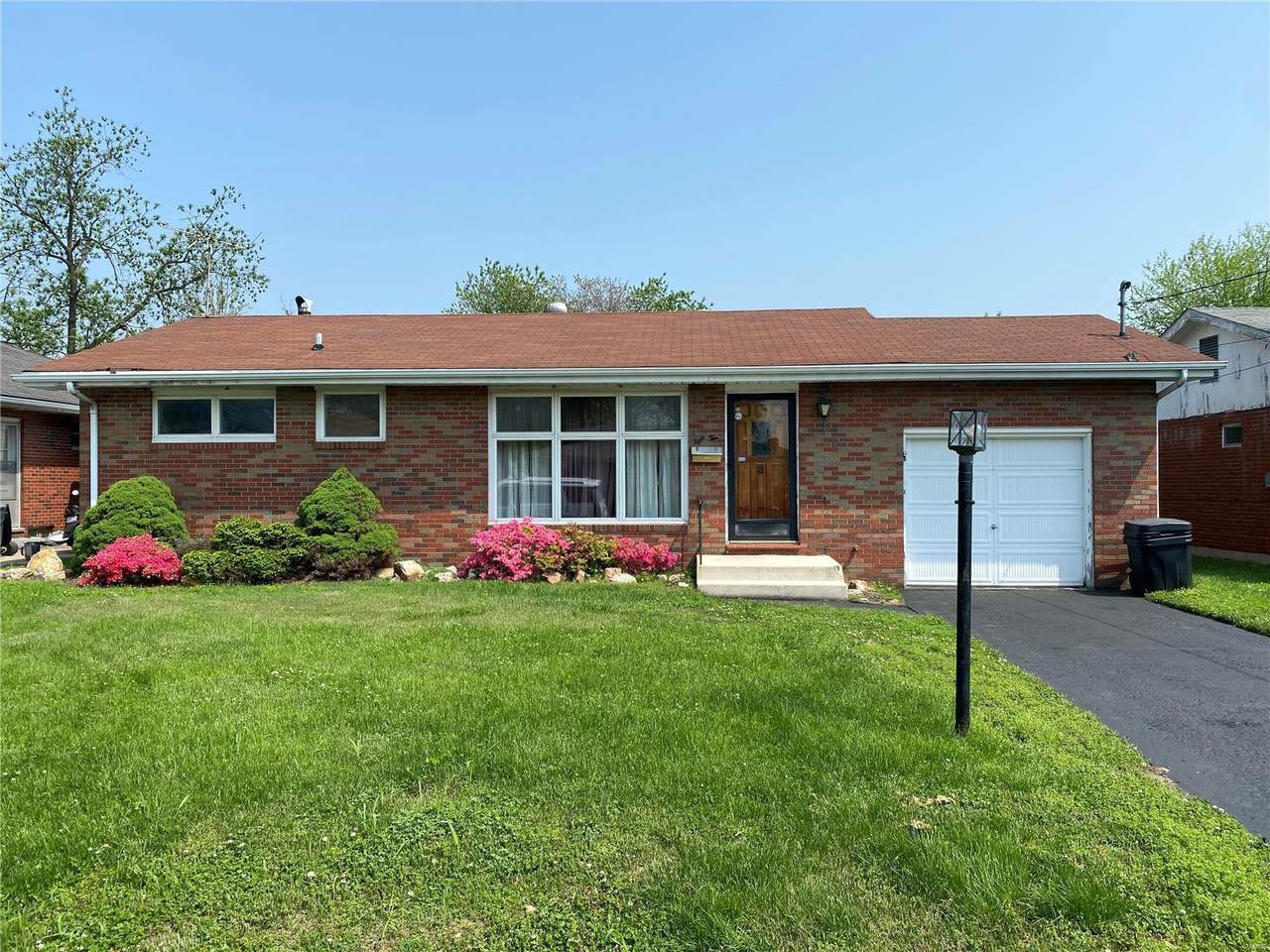 810 Ewing Street - Photo 1
