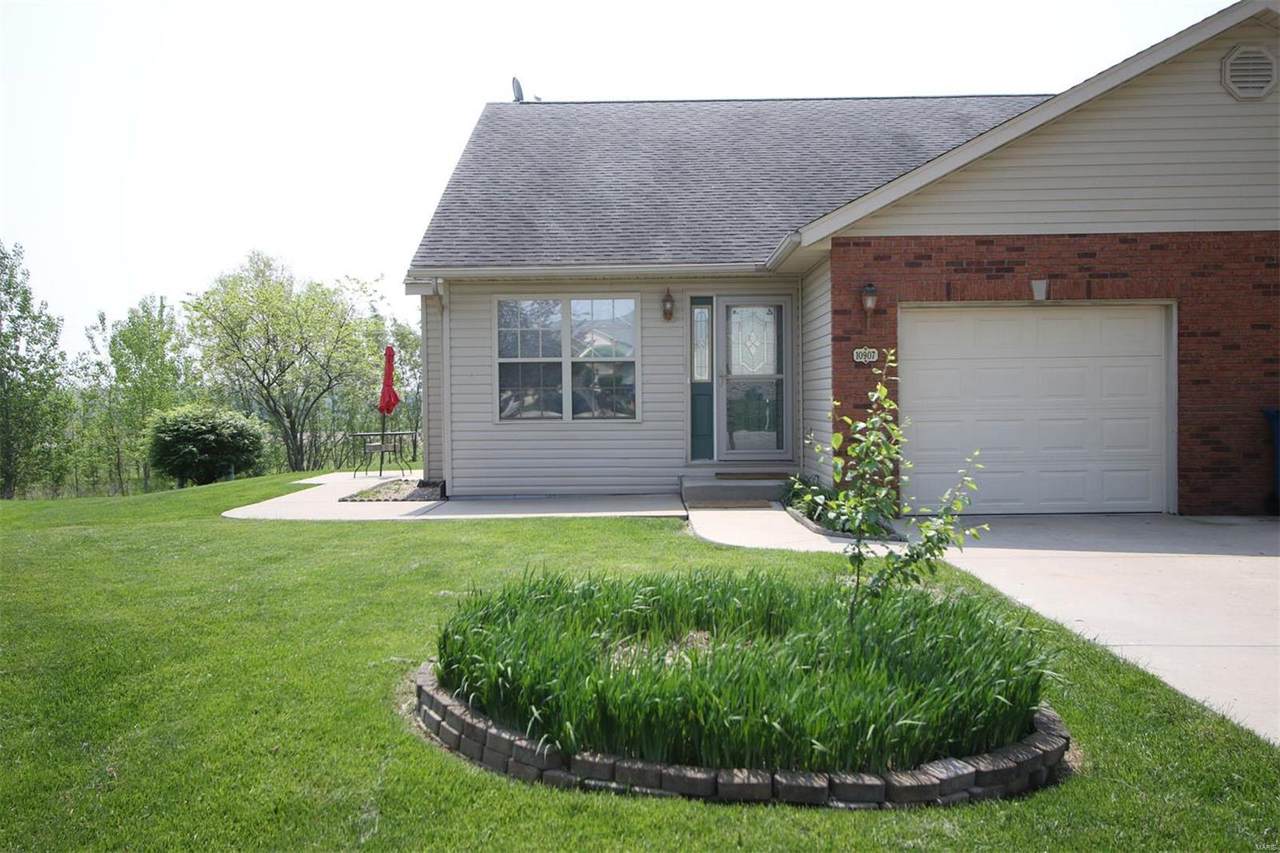 10907 Kentfield Drive - Photo 1