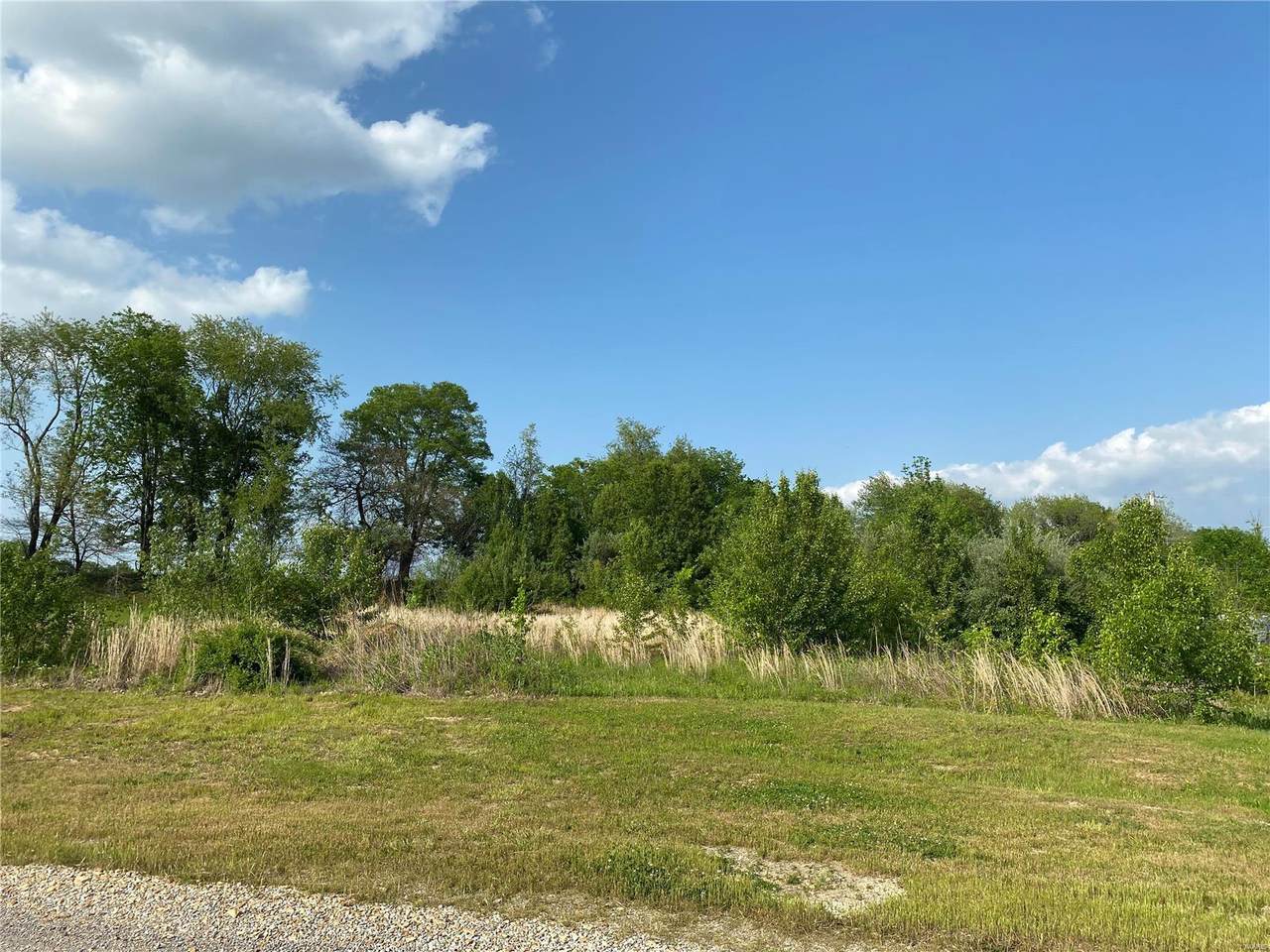 231 Cedar Cir - Photo 1
