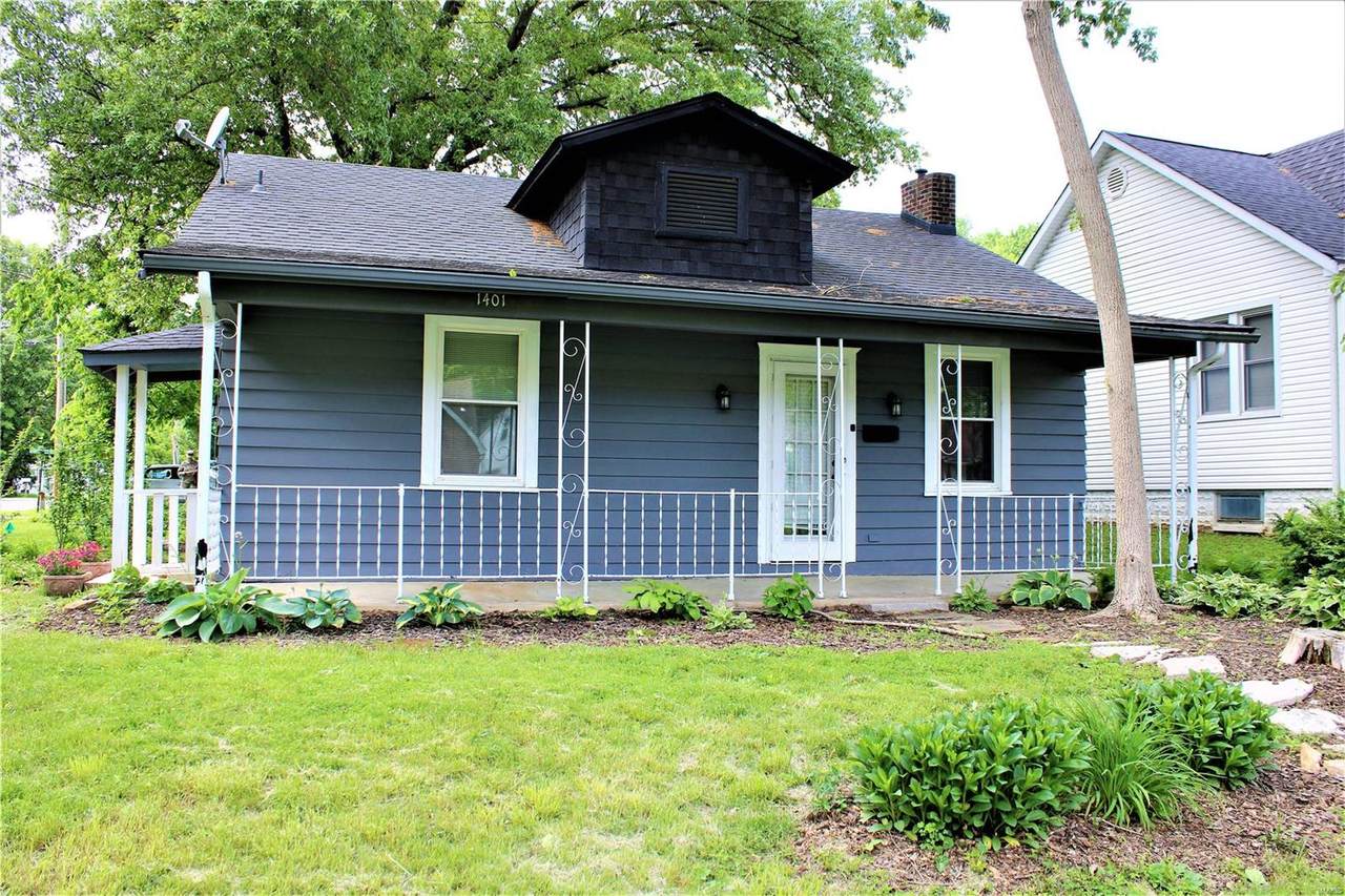 1401 Commercial Street - Photo 1