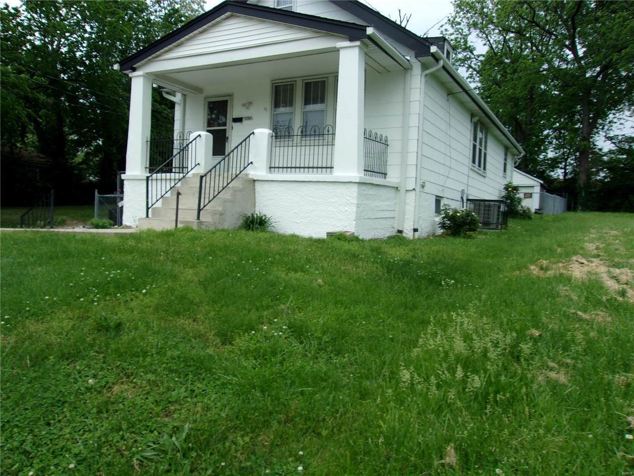 7059 Florence - Photo 1