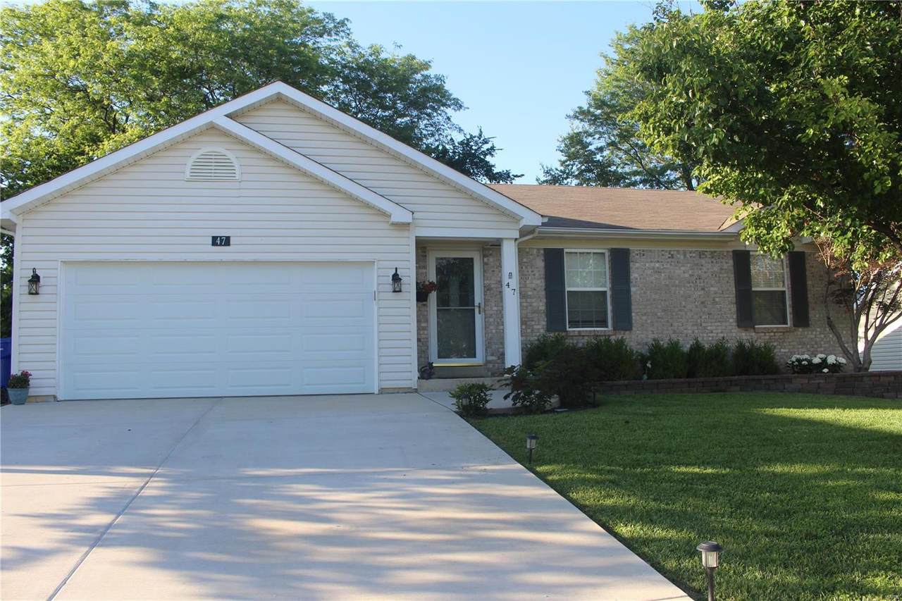 47 Glen Meadows Drive - Photo 1