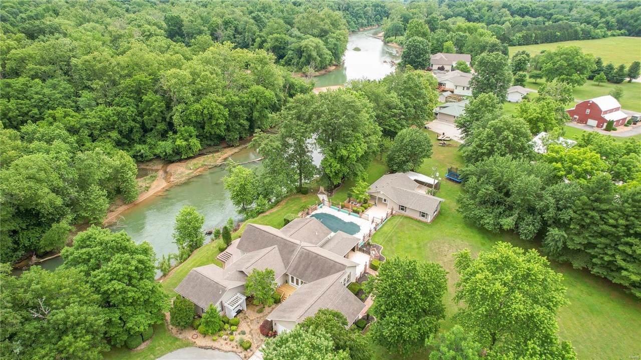 608 River Road - Photo 1