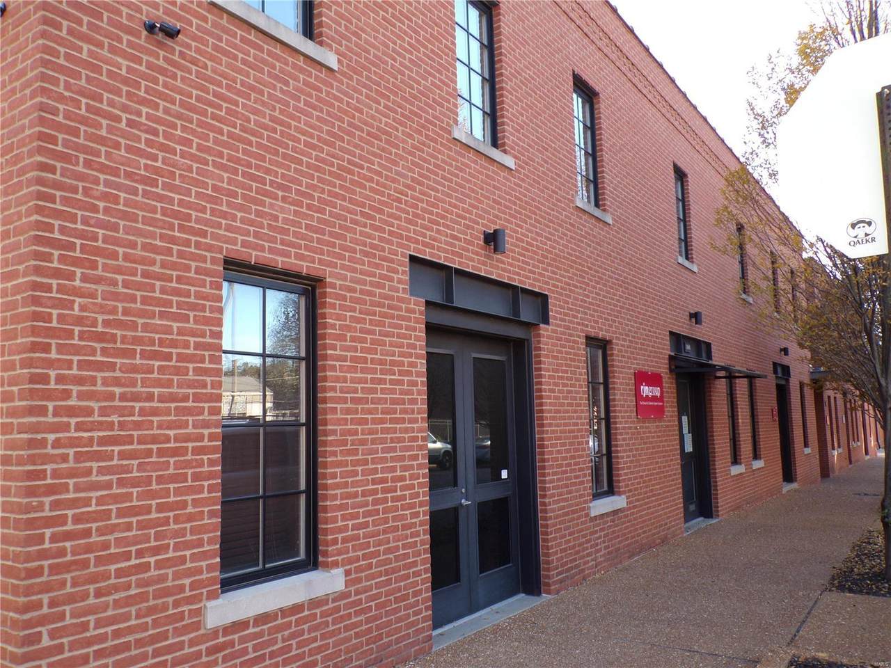 2000 8th - Photo 1