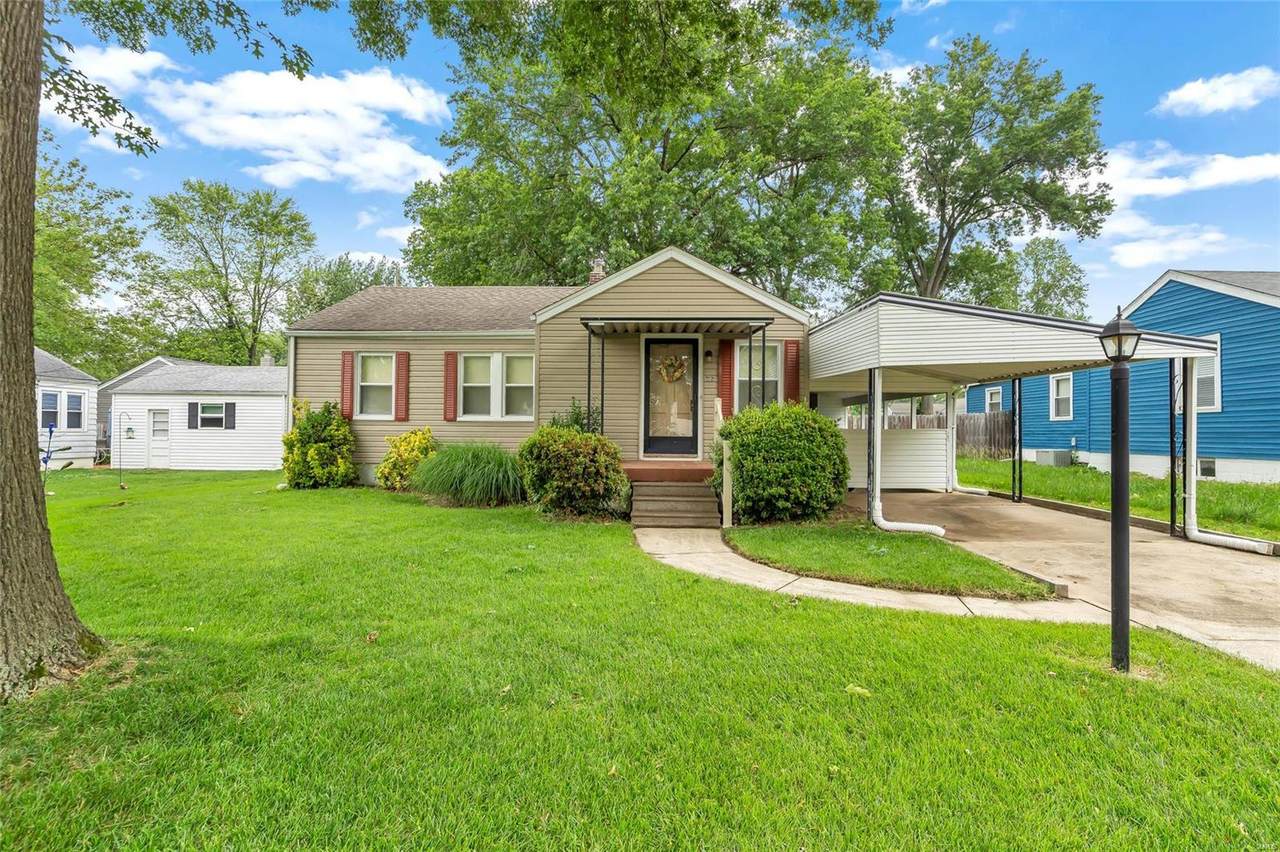1605 D Street - Photo 1