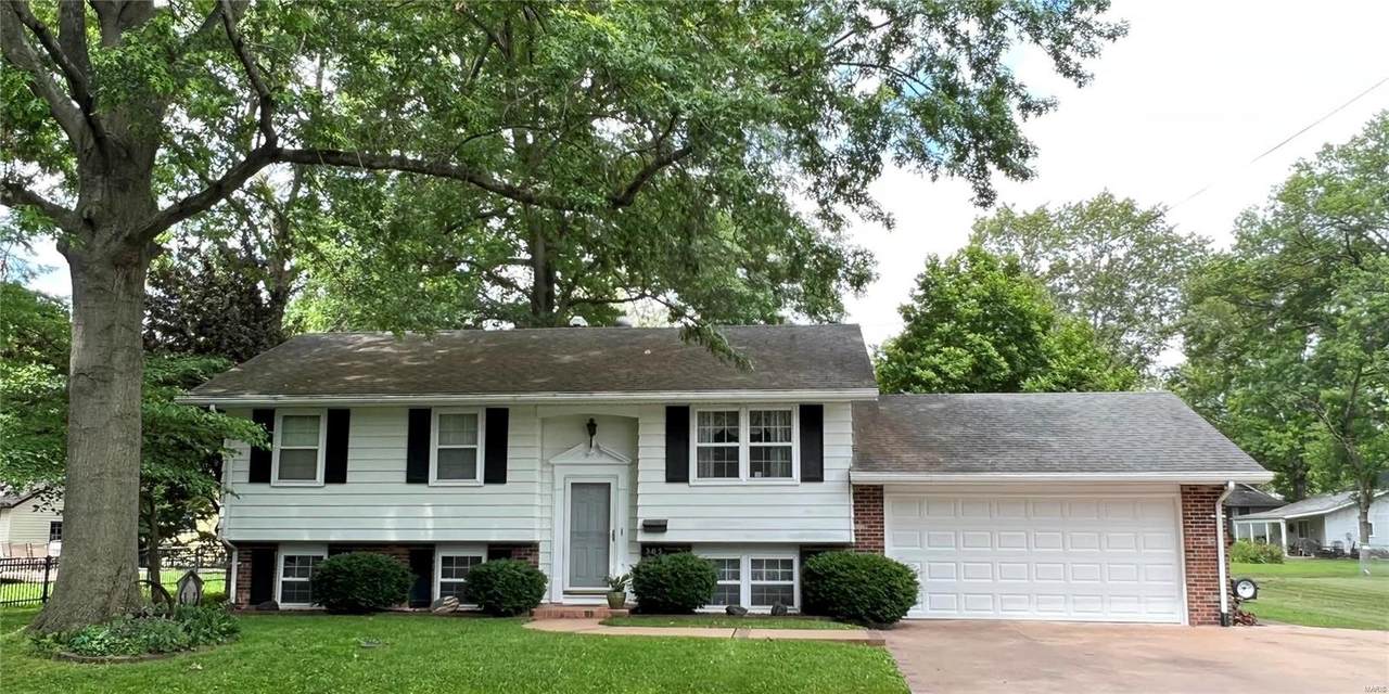 305 Bernard Street - Photo 1