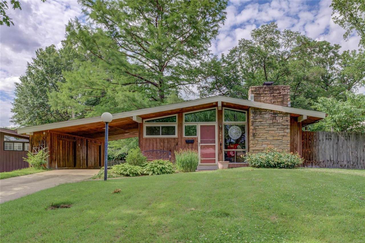 1612 Ridgewood Drive - Photo 1