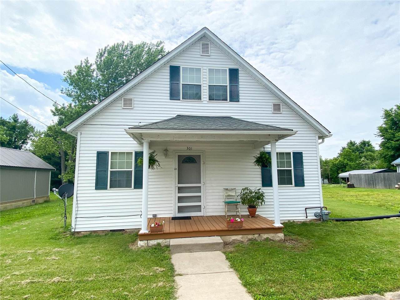 301 North Avenue - Photo 1